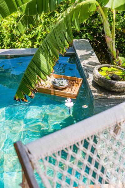 Villas Niaoulis, Prenota  Hotel con piscina a Grande-Terre, Piscina