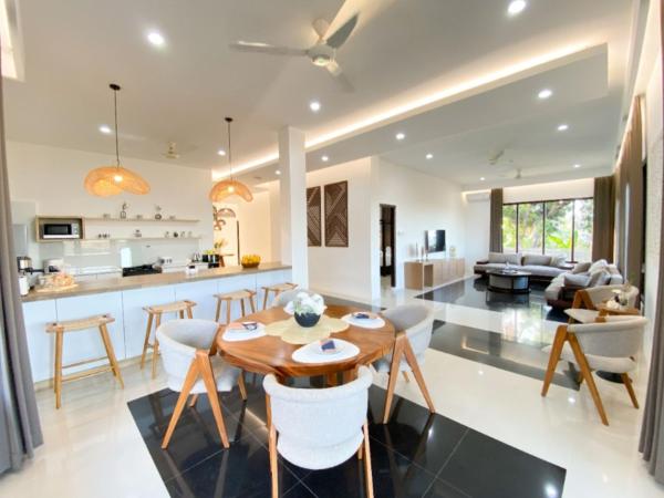 Lovina Seaview Hill Villa, Reserva ahora  Hoteles en Buleleng con aparcamiento, Aparcamiento
