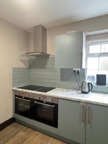 En-suite studios near Wembley Stadium, Prenota  Northwood Greater London