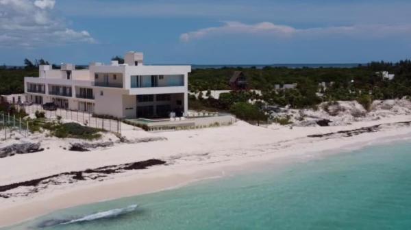 Beachfront Cancun Luxury Villa in Private Paradise Aldea Zac-Nah, Réserver  Cancún 