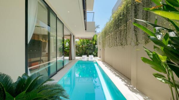 Loona Palm Villa Seseh by Villa Finder, Reserva ahora  Hoteles con piscina en Cemagi, Piscina