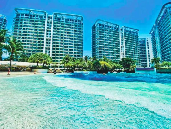 Celestial Shores Staycation at Azure Resort, Prenota  Hotel a Luzon con parcheggio, Parcheggio