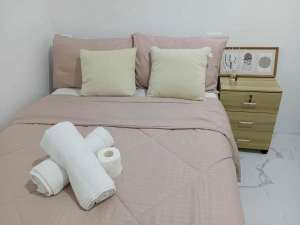 JMarys Stayhouse, Buchen Sie  Hotels in Mindanao mit Parkplatz, Parkplätze