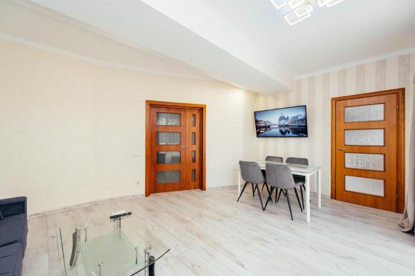 Three-room apartment in the center, Prenota Appartamento Chişinău Moldavia
