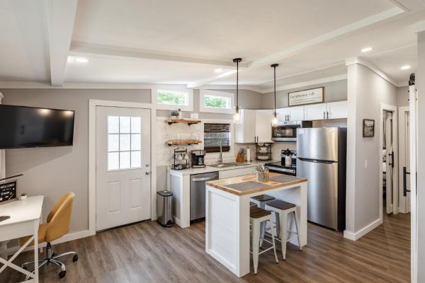 Cozy Villa Stay Gorgeous Views Unit C, Prenota  Madison Alabama