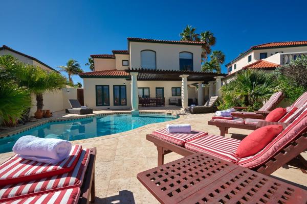 Luxury 4BD Villa Tierra del Sol Private Pool, Buchen Sie  Noord Aruba