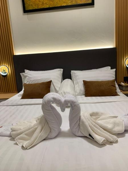AIRO Villas, Reserva ahora  Hoteles en Sumatra con aparcamiento, Aparcamiento