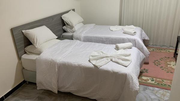 Kinda guest house, Prenota  Hotel a Cairo Governorate con parcheggio, Parcheggio