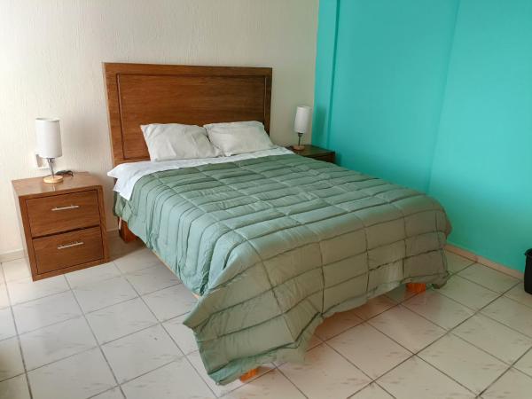 Jardin 85 Hostel, Buchen Sie  Hotels in Michoacan mit Parkplatz, Parkplätze