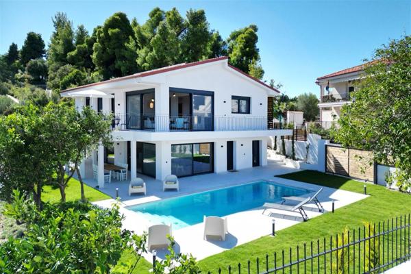 Mandarini Luxury Villa Pefkochori 5 bedrooms 12 guests, Prenota  Pefkohori 