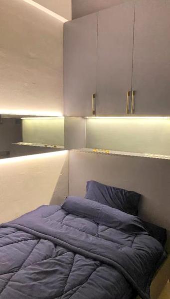 Kryvon Studio Apartment, Buchen Sie Ferienwohnung Hotels in West-Java mit Parkplatz, Parkplätze