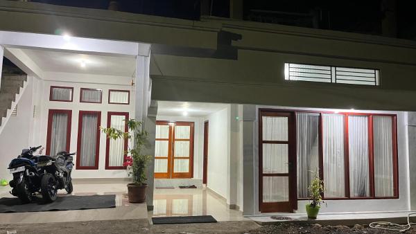 First Guest House Syariah, Buchen Sie  Bukittinggi Sumatra