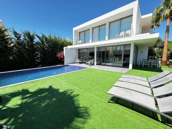 Villa Pêra by Gabi Miguel, Prenota  Hotel a Algarve con parcheggio, Parcheggio