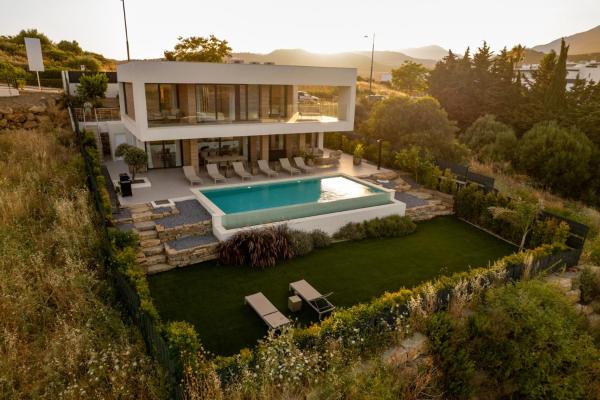 Golf & Seaview Villa with Heated Private Pool, Prenota  Hotel a Costa del Sol con piscina, Piscina