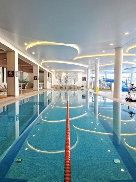 Onholiday Polanki Aqua apartament 4 osobowy, Reserva ahora  Hoteles con piscina en Pomerania Occidental, Piscina