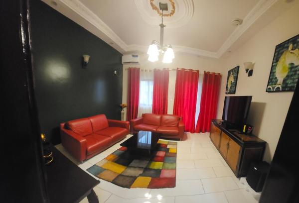 Rockville Building Studio Meuble Guest House, Prenota  Yaoundé 