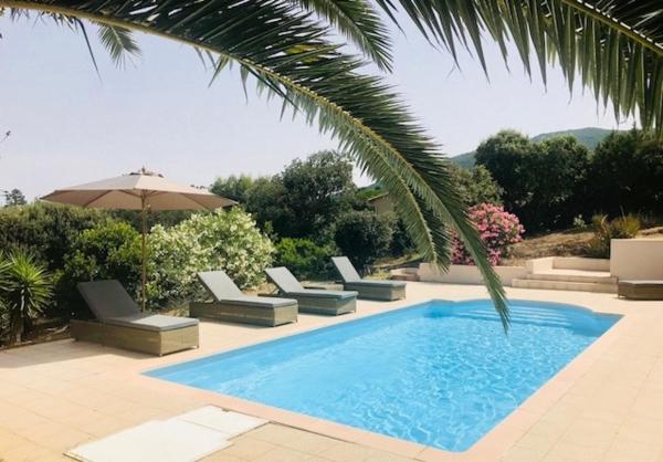 Villa de charme et plage 5 mn à pied, Buchen Sie  Lumio Balagne