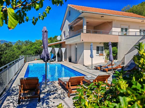 Villa MAJIC SOL - Zavojane, Makarska region, Book  Hotels in Zavojane with a Pool, Swimming Pool