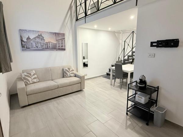 DM Rooms, Buchen Sie  Hotels in Sizilien mit Parkplatz, Parkplätze