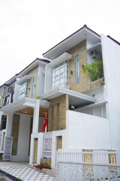Villa edelweis, Prenota  Ngingas Yogyakarta Province