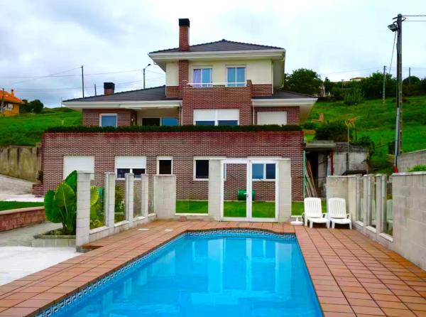 Villa Margarita, Buchen Sie  Hotels in Kantabrien mit Parkplatz, Parkplätze