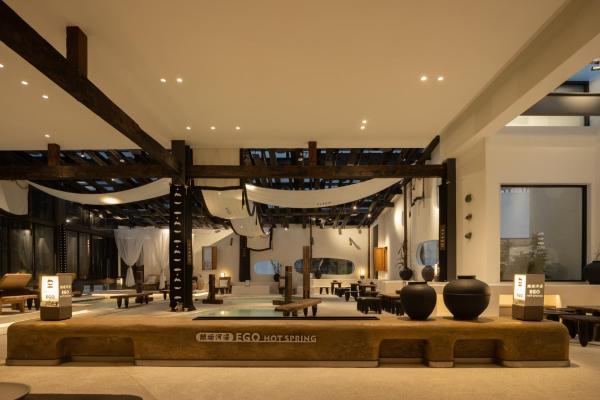 EGO Hot Spring Resort hotel, Buchen Sie  Hotels in Sichuan mit Parkplatz, Parkplätze