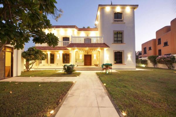 Wecation - 5BR Villa With Private Swimming Pool, Reserva ahora  Dubái Dubái