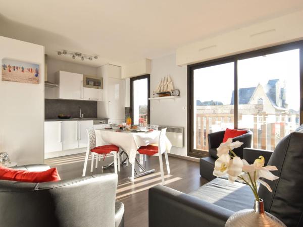 Apartment Baccara, Prenota Appartamento Hotel a Normandia con parcheggio, Parcheggio