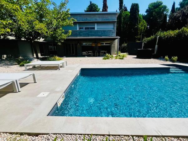 Villa Barrufa, Prenota  Girona Gironès