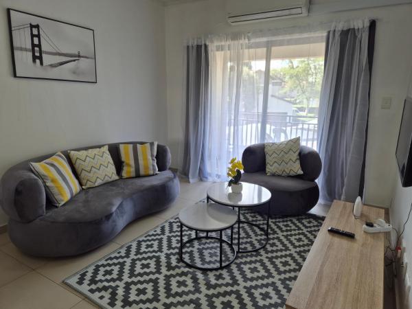 Elegant Bliss -2 bedroomed at Dainfern, in Fourways, Sandton, Buchen Sie  Fourways 