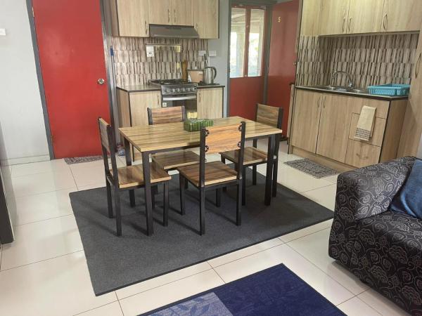 Urban Oasis, Prenota  Rewasau Viti Levu