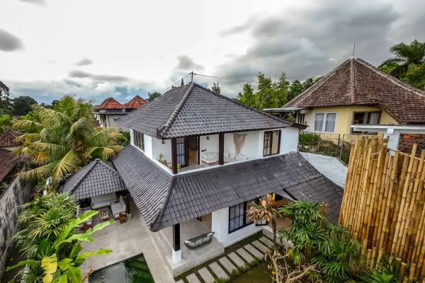 Pondok Villa, Reserva ahora  Hoteles con piscina en Bali, Piscina