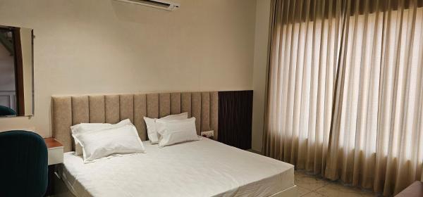 Hotel Sharanga, Buchen Sie  Hisar Haryana