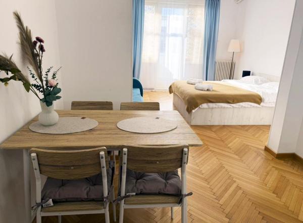 OSHRY Bliss, Prenota  Hotel a Bucarest con parcheggio, Parcheggio