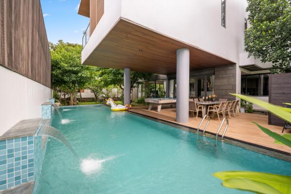 Maya Villa Luxury Garden Pool Villa 630sqm, Reserva ahora  Hoteles con piscina en Da Nang, Piscina
