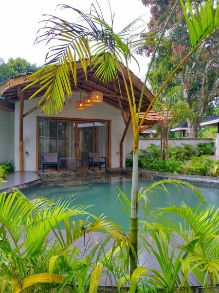 Alina Farm Resort- One Bedroom Cabin, Reserva ahora  Hoteles con piscina en Mindanao, Piscina