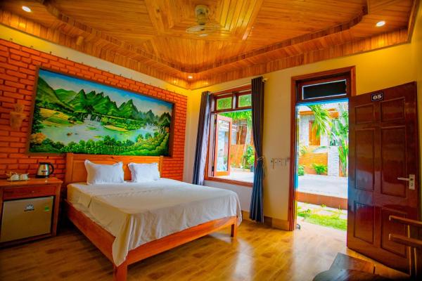 Hillside Homestay, Prenota  Hotel a Quang Binh con piscina, Piscina
