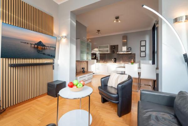 Villa Perkunos, App 12, Reserva ahora  Hoteles en Usedom con aparcamiento, Aparcamiento
