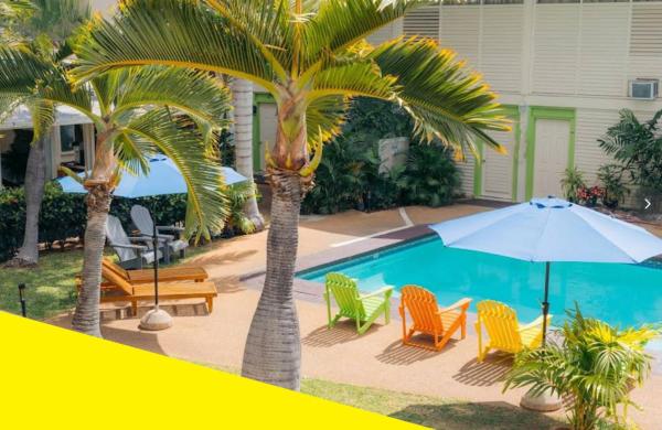 Bposhtels Waikiki Retreat, Buchen Sie  Hotels mit Pool in Oahu, Schwimmbad