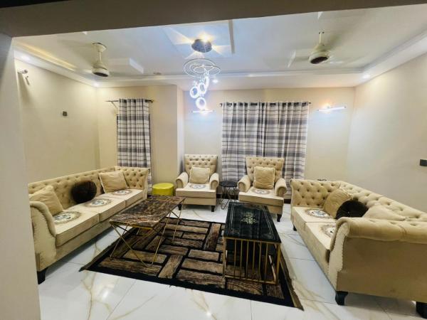 Luxury Bahria Town Karachi Villa, Buchen Sie  Karachi Pakistan