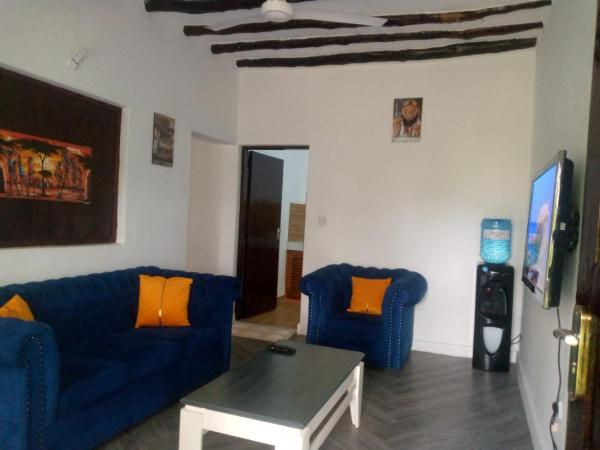 Samawati Homes at Villa Vanessa, Reserva ahora  Hoteles con piscina en Coast Region, Piscina