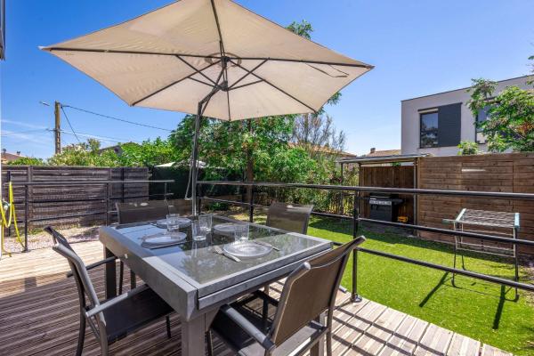 Villa Bianca - Spacieux et confortable, Réserver  Hôtels à Hérault avec parking, Parking