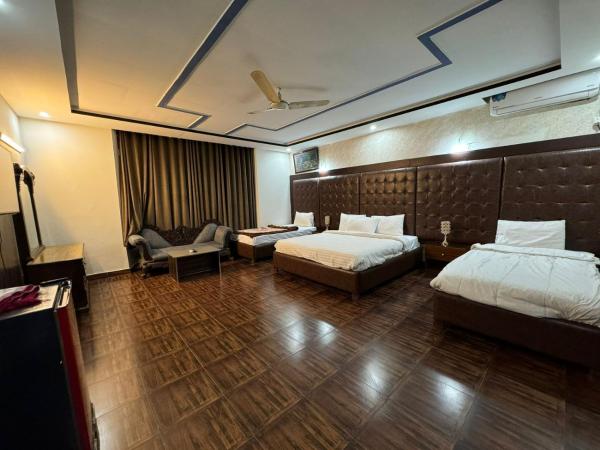 CasaNova Suites, Buchen Sie  Hotels in Islamabad mit Parkplatz, Parkplätze