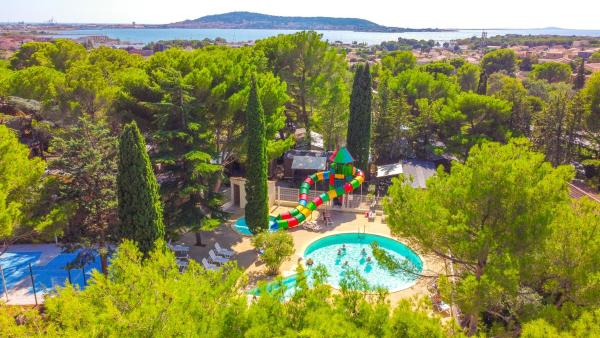 Camping Mas du Padre, Réserver  Hôtels à Étang de Thau avec piscine, Piscine