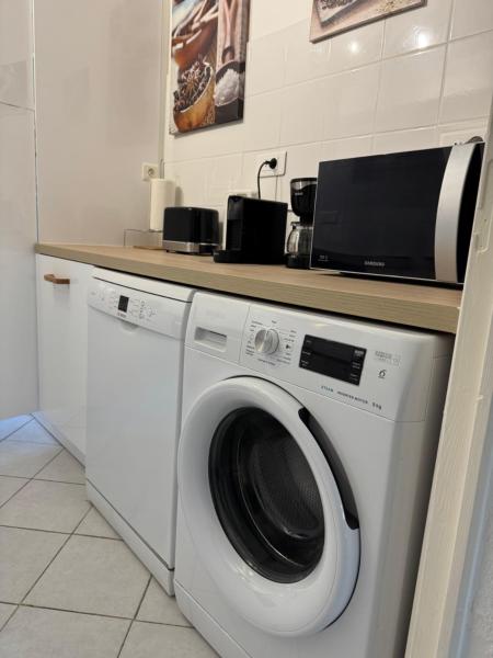 Villa de charme - 6pers - Histoire de clés, Réserver  Hôtels à Hérault avec parking, Parking