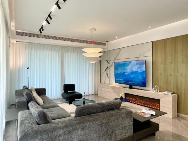 EHUB - Luxury 4Bedroom 3Bathroom with Bund View, Buchen Sie  Chongqing Chongqing
