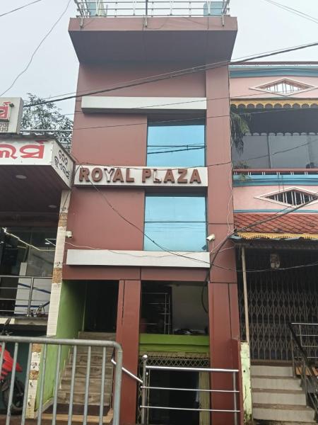 Royal plaza Homestay, Prenota  Daringbadi Orissa