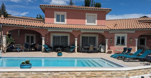 Shanael, Buchen Sie Hotel Gap 