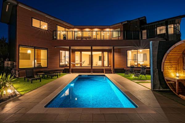 SANA Izu Omuroyama -Pool Villa- - Vacation STAY 61808v, Buchen Sie  Hotels mit Pool in Tokai, Schwimmbad