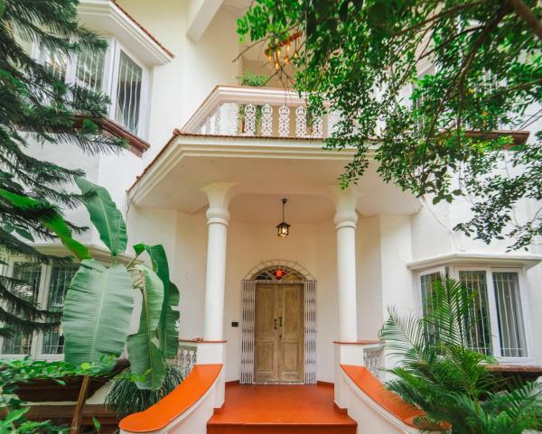 Villa Sylvana By Bluewave Hospitality, Reserva ahora  Hoteles con piscina en Goa, Piscina
